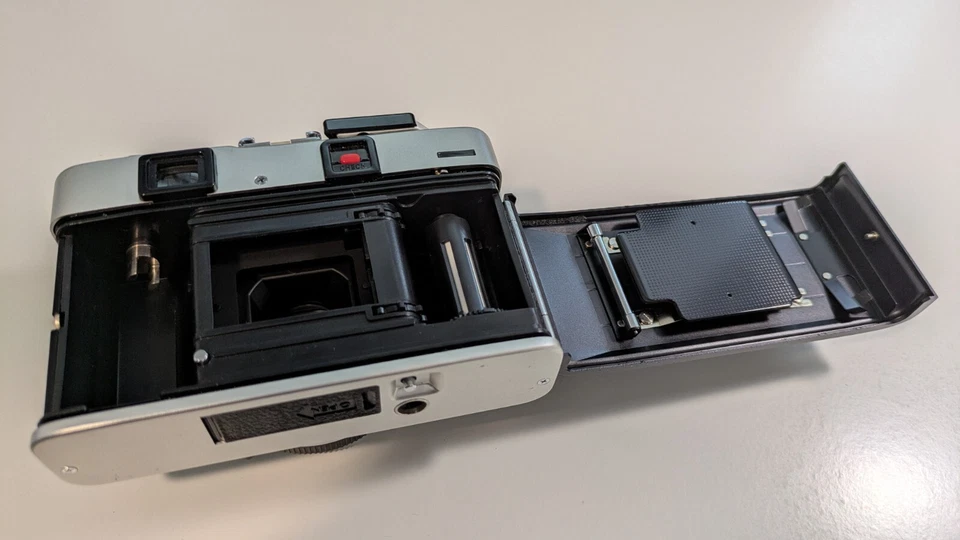 Minolta HI -MATIC F analoge Kleinbildkamera - Bild 3 von 4