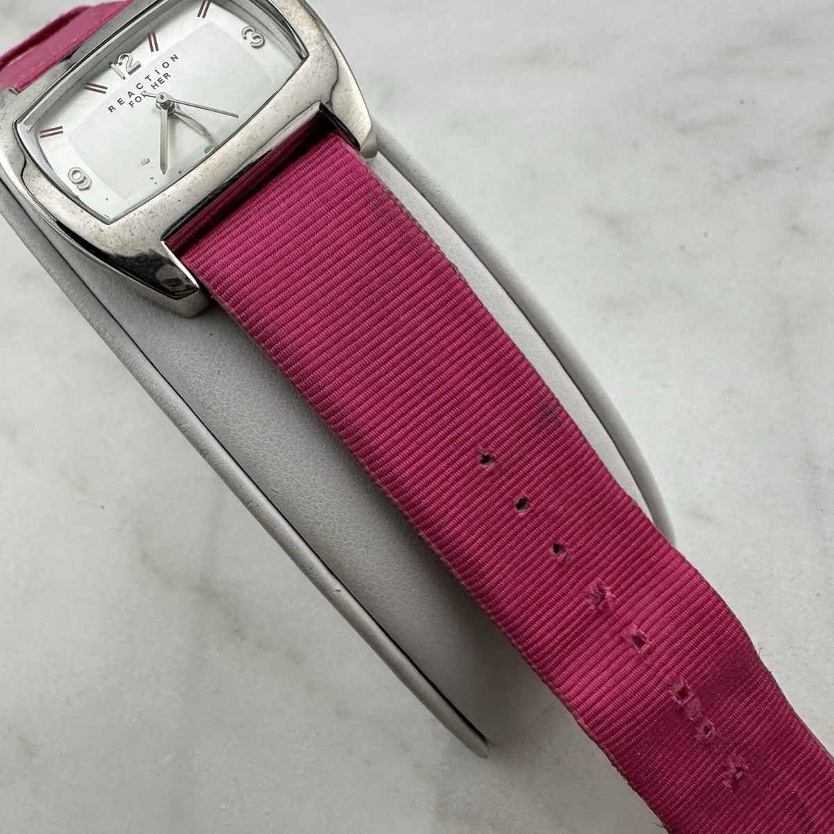 Kenneth Cole Reaction For Her Watch Women Silver Tone Pink 