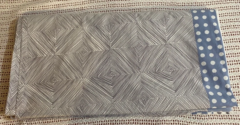 Пододеяльник Crate and Barrel Genevieve Bennett Full Queen 92X96 серый синий белый - Изображение 4 из 4