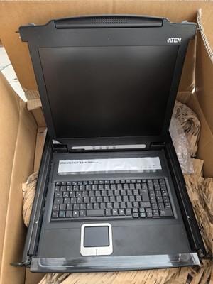 NEU ATEN Master View CL1000 KVM Switch Rackmount 19'' mit Führungsschienen A-Ware