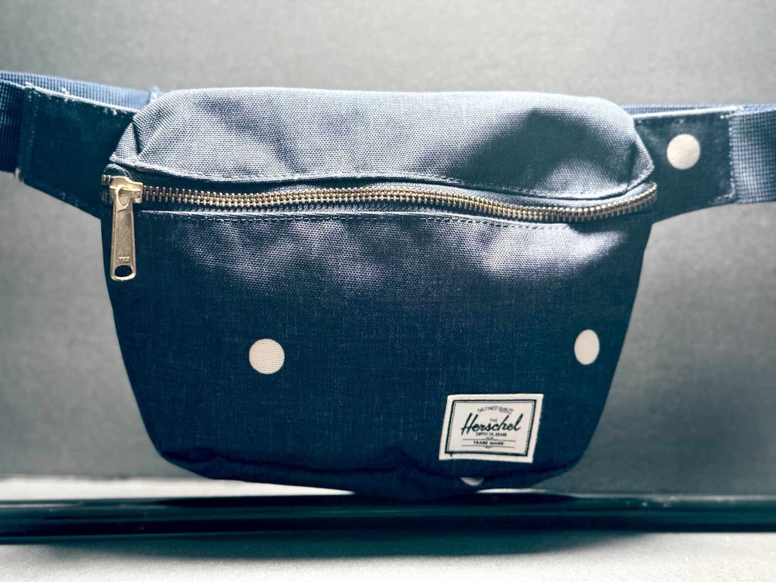 NEW Herschel Fifteen Hip Pack Blue / Gold Zipper Fanny Festival Bag Dots Polka