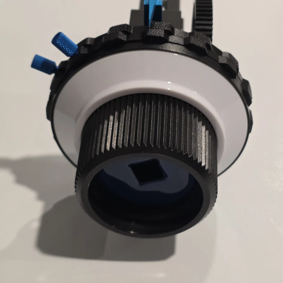 Neewer Follow Focus con estuche Pelican Equipo de cámara DSLR Vlog Foto Video Foto 4 de 4