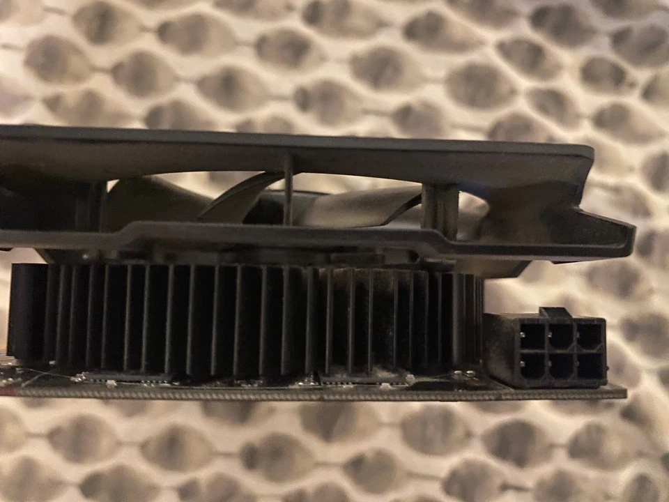 EVGA NVIDIA GEFORCE GT 740 2GB GPU 02G-P4-3747-KR - Image 4 of 4