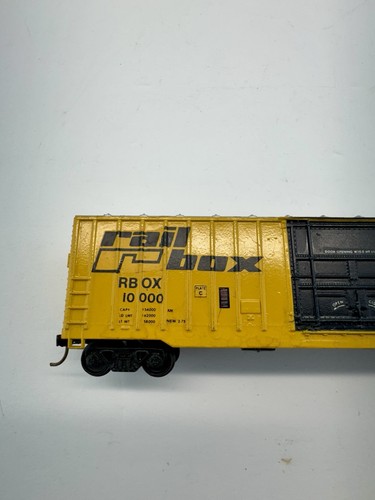 Tyco Rail Box RB OX 10000 HO Scale Train Railroad Box Car - Picture 2 of 11