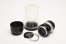 Nikon Nikkor-Q 135mm f3.5 Non-AI portrait lens, Hood, Nikon L38 UV, Nice