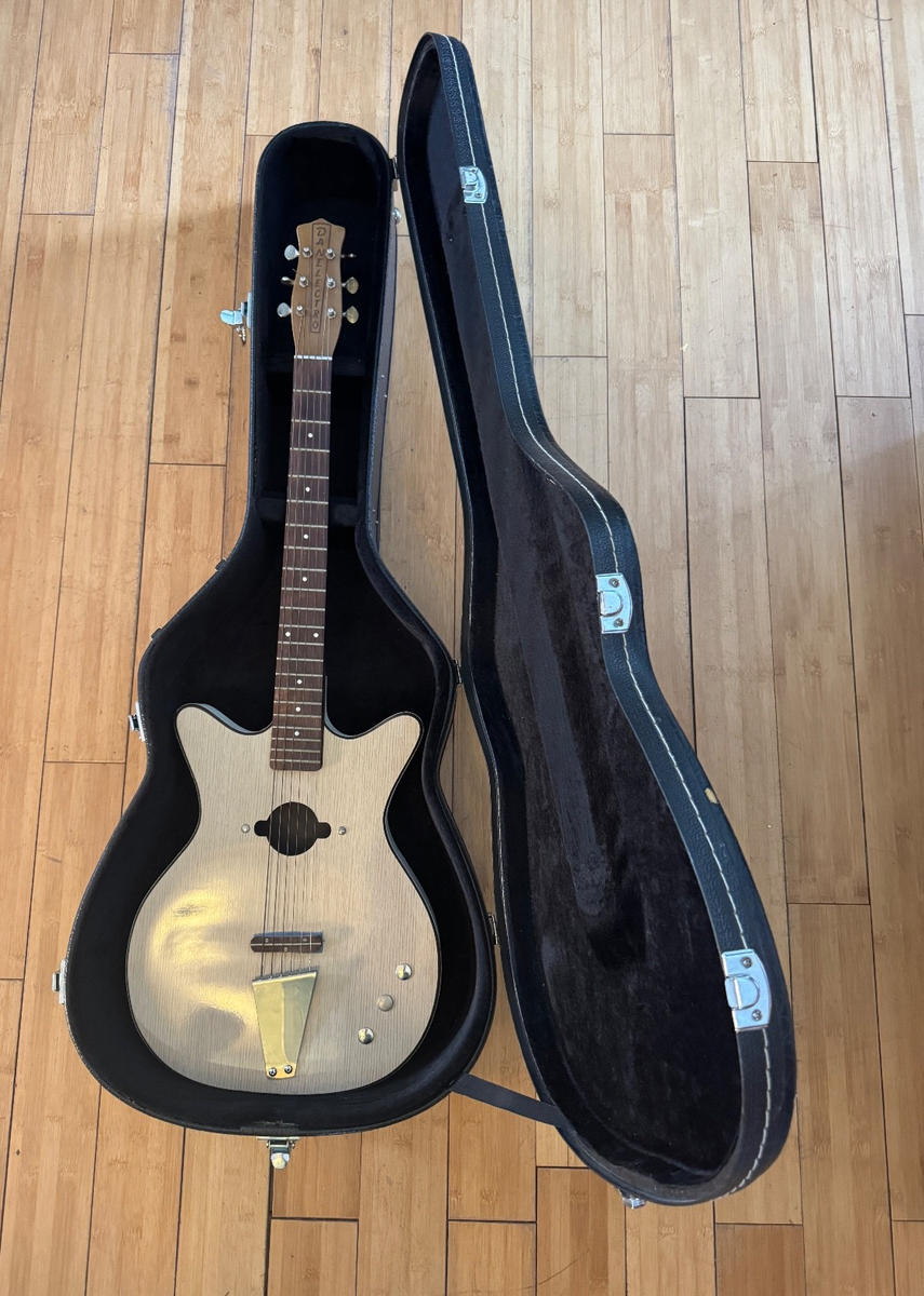 Danelectro convertible guitar 1950's or 1960's all original w/case