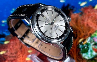 Vintage Seiko Seikomatic SilverWave Automatic First Diver, 1962 Tsunami back