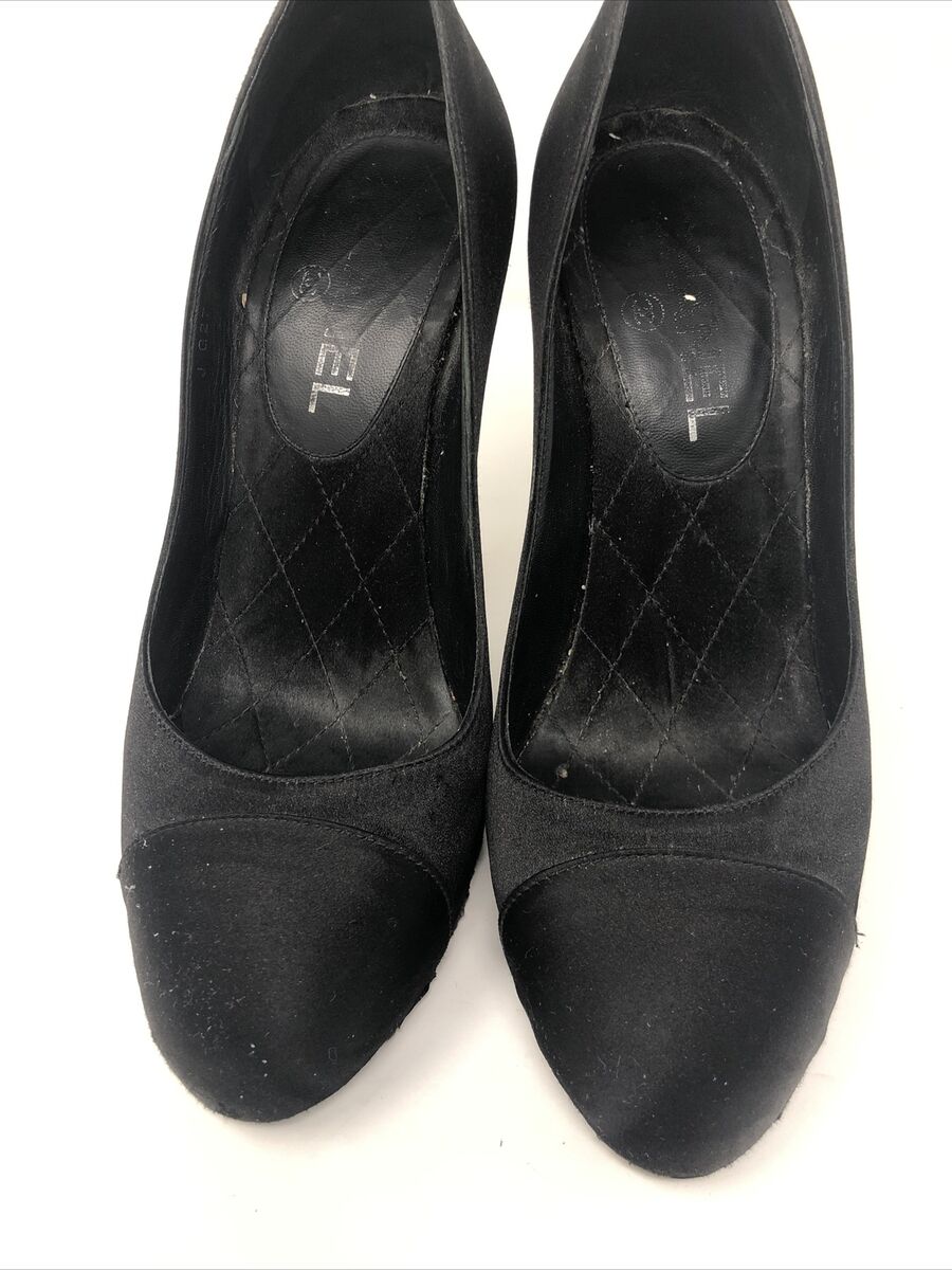 Chanel heels black satin whith pearl 8 | eBay Chanel heels black satin whith pearl 8 | eBay