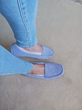 UGG Australia Women's Scalloped Moccasin Slippers Blue Size 11 NIB