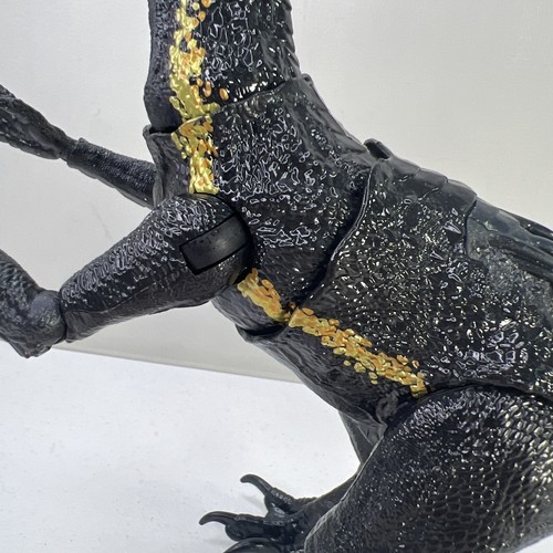 2017 Jurassic World INDORAPTOR Mattel Action Figure Black Gold Dinosaur Toy - Imagen 4 de 8