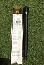 The Grip Master - The ROO Kangaroo Golf Grip Black Standard.