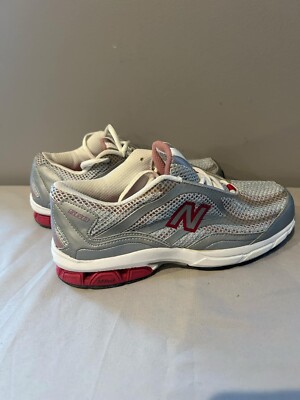 NEW BALANCE WOMENS SIZE 8.5 ATHLETIC SHOE US NFUSE WR560SP made in USA