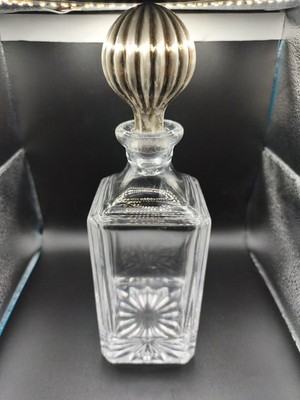 Heavy Cut Crystal Decanter with 970 Silver Stopper, 22 cm / 29 cm, appr. 1.6 kg