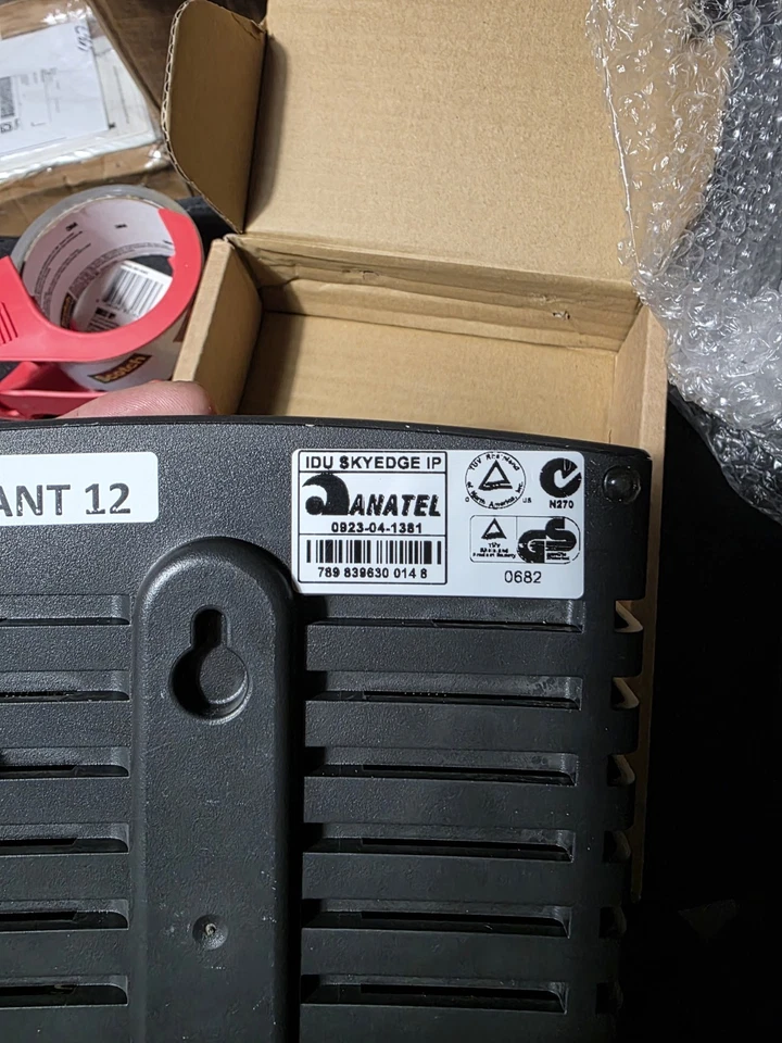 Gilat SkyEdge II IP IDU (Indoor Unit) VSAT Router. AUKTION ist für 11 Stück - Bild 3 von 4