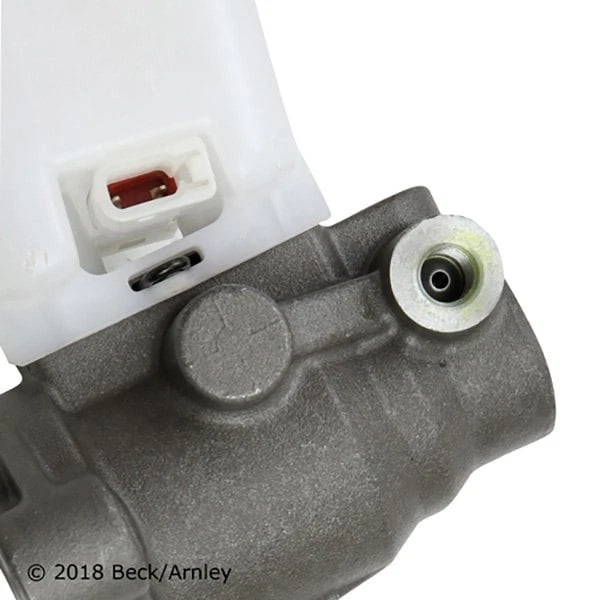 For Suzuki XL-7 2002-2005 Beck Arnley 072-9823 Brake Master Cylinder Foto 3 de 4