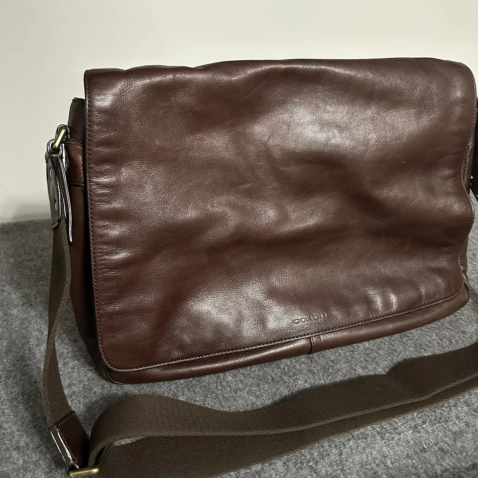 Bolsa carteiro vintage Coach Bleecker marrom porta couro bovino correio laptop 70486 - Imagem 2 de 4