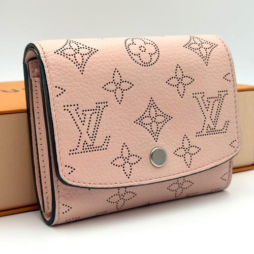 Louis Vuitton Monogram Mahina Iris Magnolia Wallet