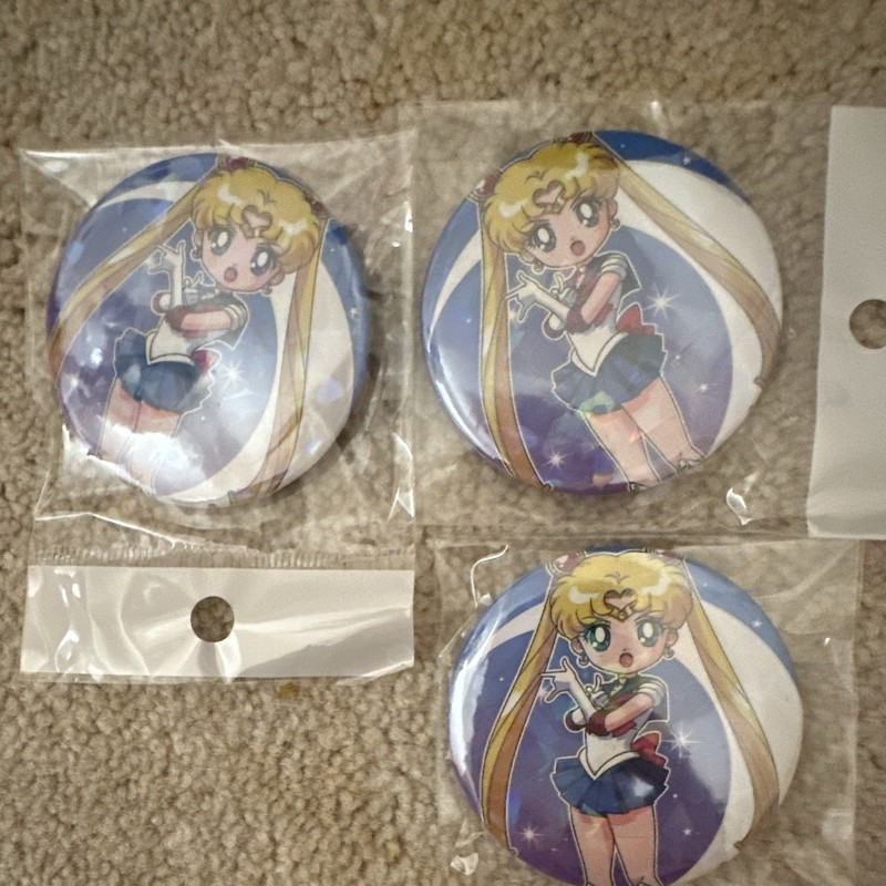 Sailor Moon Franchise Anime & Manga Multicolor Button Pin-Back Lot of 3