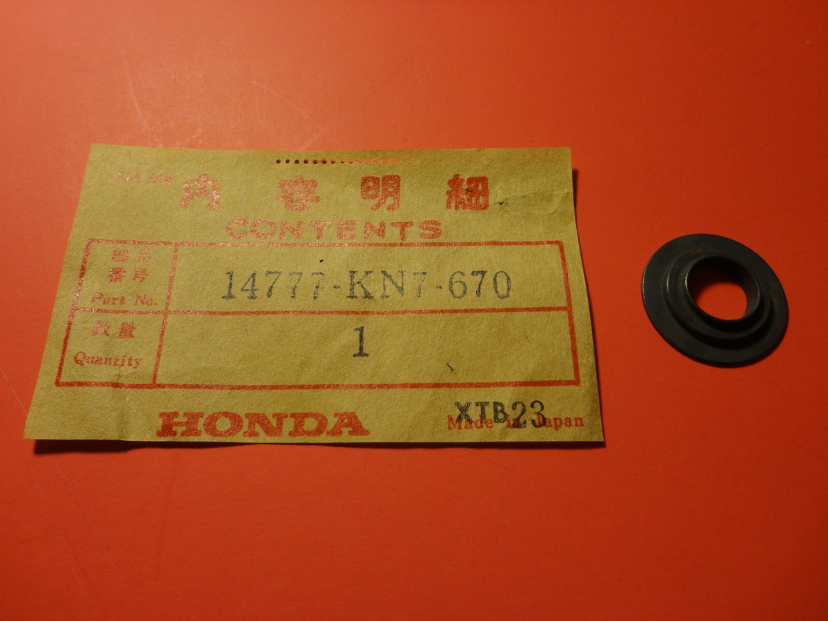 NOS OEM ORIGINAL NEW HONDA CH250 CH150 CH125 VALVE SPRING
