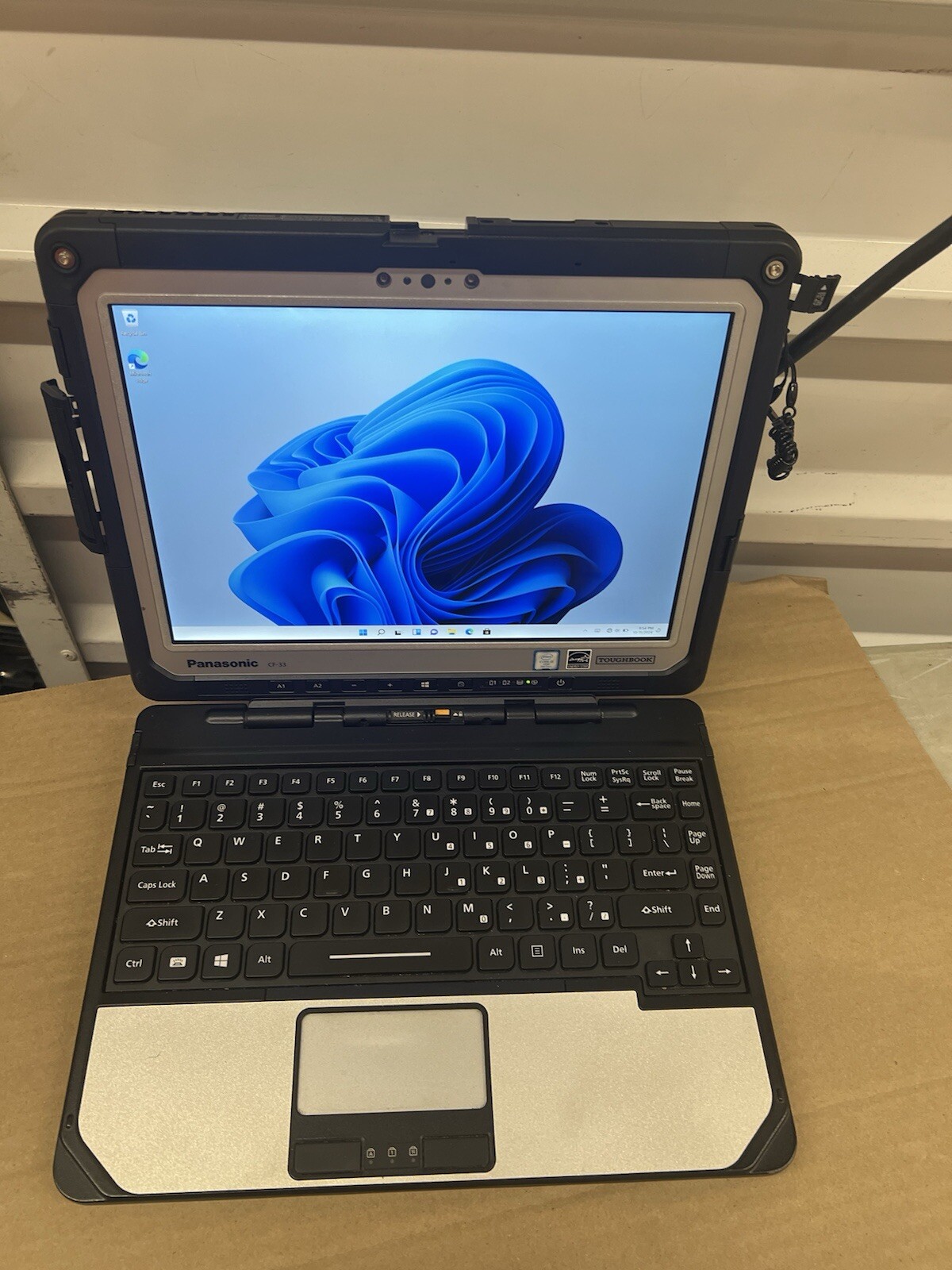 Panasonic CF-33 Toughbook i5-7300U 2.6GHz 8GB 256GB SSD Premium