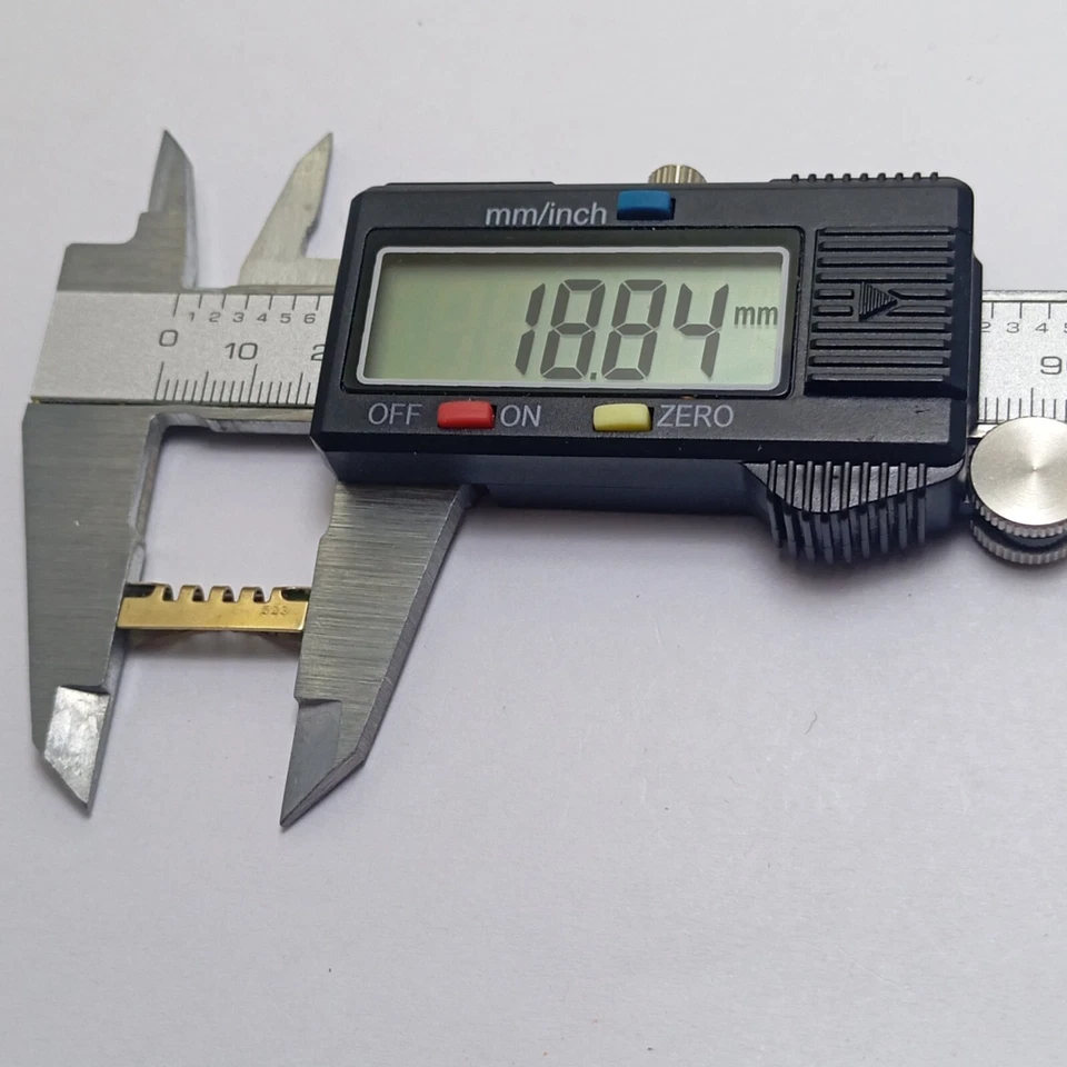 Omega 523 de 19 mm eslabón final para piezas de pulsera de reloj Foto 3 de 3