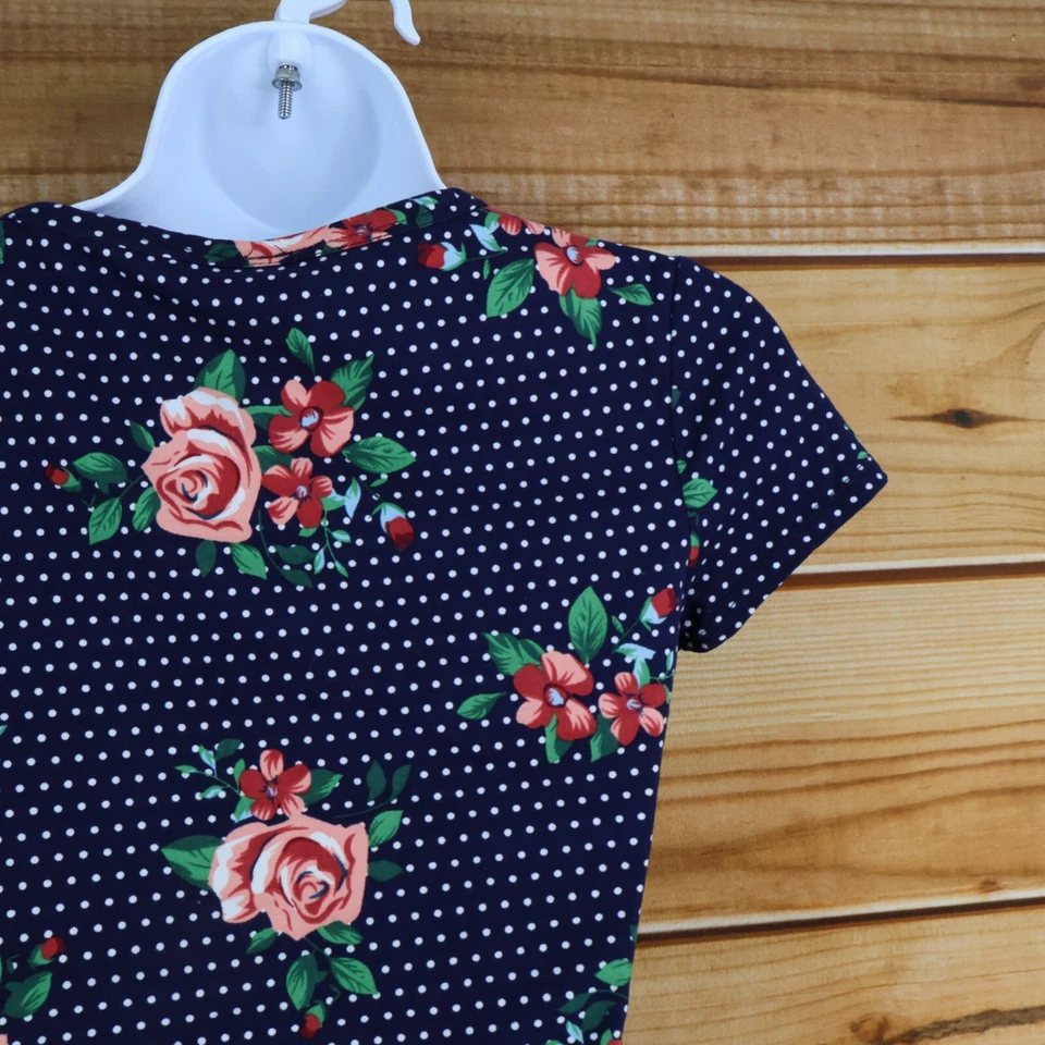 Camisa recortada Rue 21 para mujer talla XS azul flores lunares mangas cortas elástica suave Foto 4 de 4