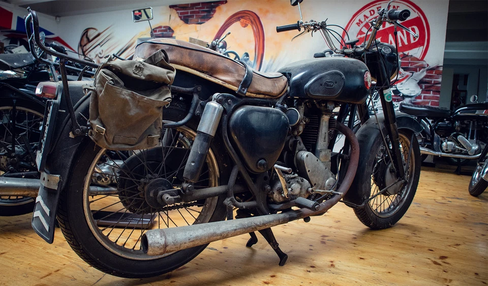 BSA B 33 / B33 Oldtimer Motorrad von 1955 Klassiker Rarität - Bild 2 von 4