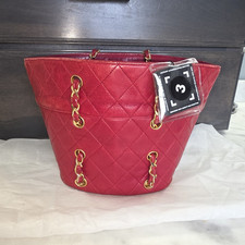 CHANEL Red Quilted Tote Bag  Chain Shoulder S...