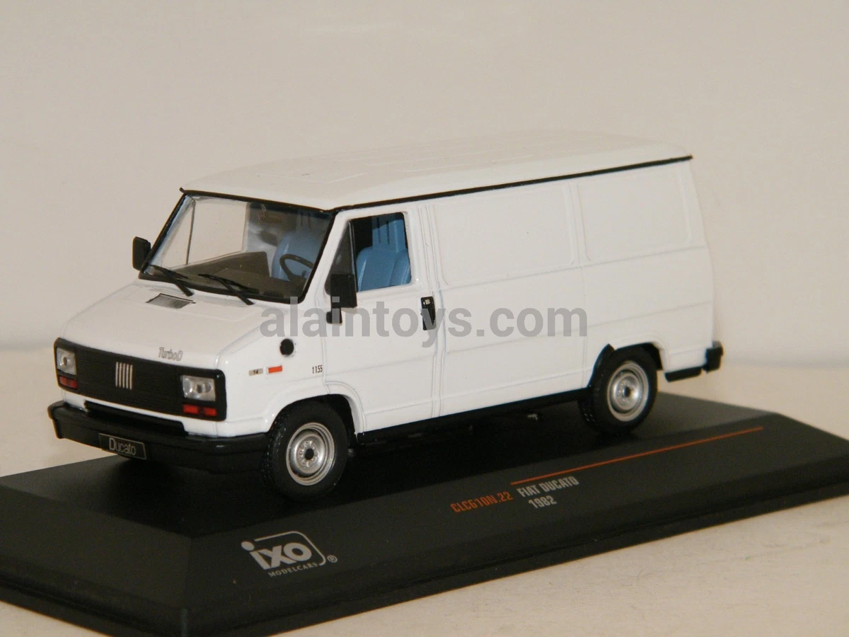 Ottomobile 1/18 - Fourgon FIAT 242E Assistance Lancia-Martini - Blanc - Résine - Occasion