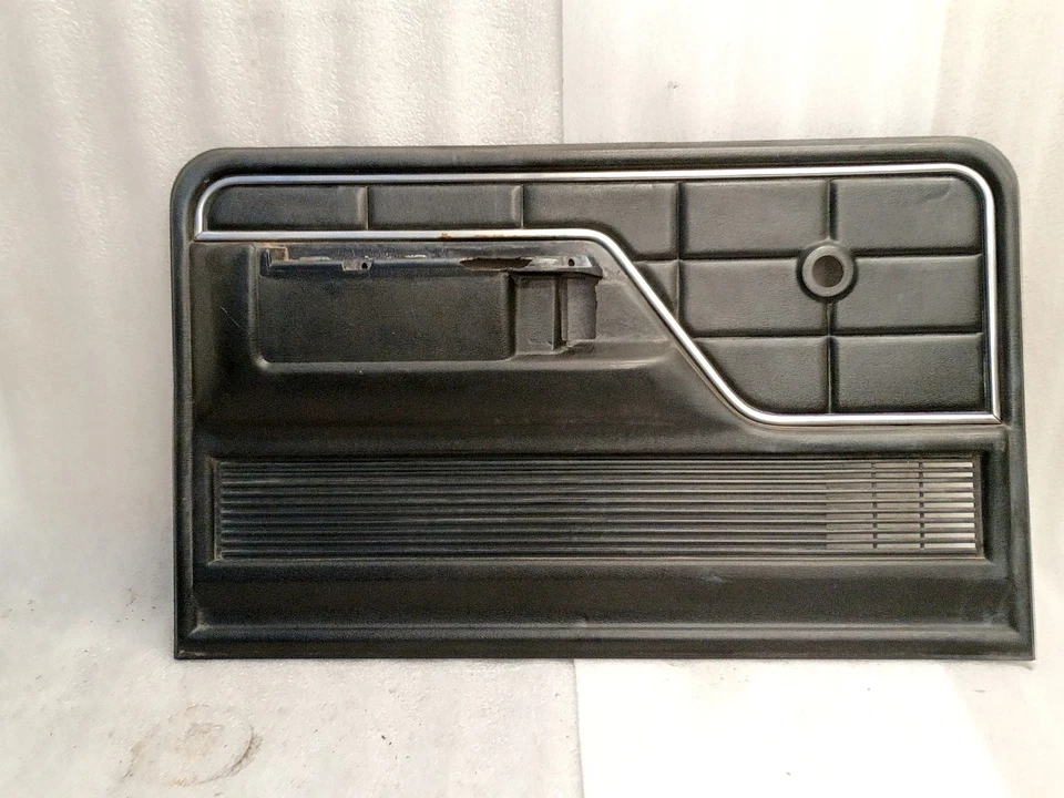 Panel de puerta interior Ranger Deluxe 73-79 negro Ford F100 F150 F350 Bronco OEM XLT Foto 2 de 4