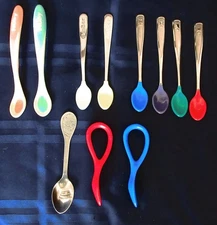 Lot of 11 Baby Infant Feeding Spoons Vintage n New Winnie the Pooh Nuby Gerber