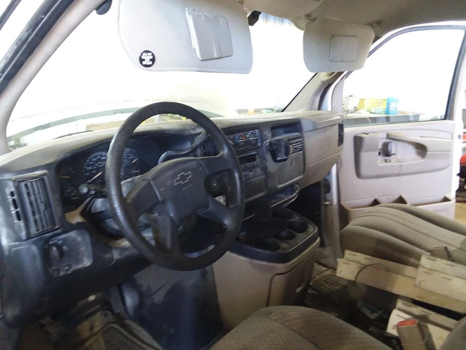 Cuarto de cristal trasero pasajero 135" Wb se adapta a furgoneta 96-07 Express 1500 2096285 Foto 4 de 4