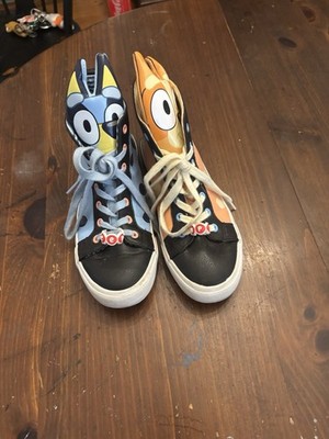 Size 7 Ludo Studios Bluey and Bingo Leather Shoes 