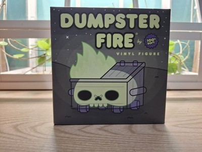 Dumpster Fire GREEN GID SKULL TRASH LTD EDITION Vinyl Figure 100% soft 