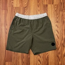 Olive Green Men’s Chubbies 7” Shorts Size Medium