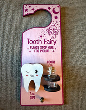 Tooth Fairy Door Hanger Pink Wooden Tooth Holder Bottle Gift Money Kids Bedroom