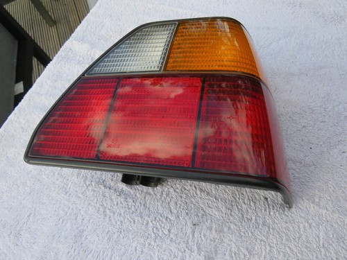 VW Golf 2 II Rücklicht rechts Rückleuchte Saturnus 19e GTI hinten original OEM