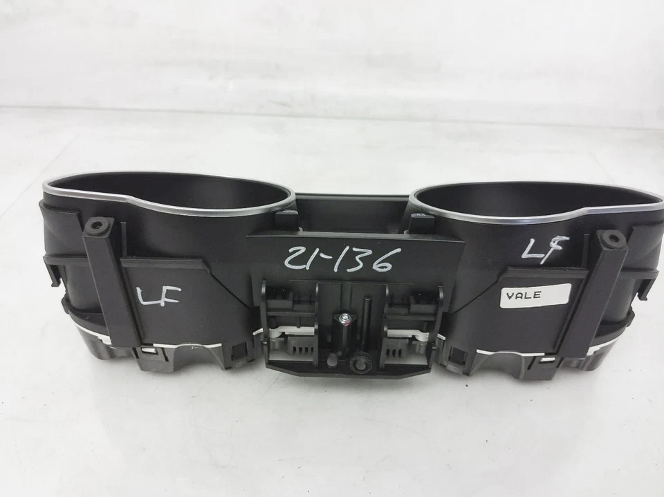 Audi A5 Quattro 2013 grupo de velocímetros 8T0-920-951-D *sin crucero adaptativo* Foto 2 de 4