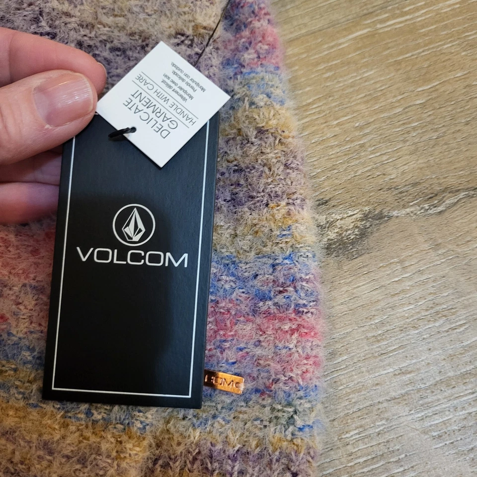 Volcom Women's Regular Quween Beach Crew Neck Sweater - Image 3 of 4