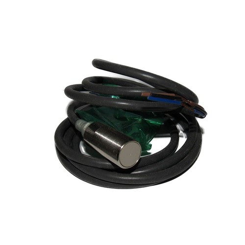 Sensore di prossimità Omron E2EG X5B1 12V 24V DC 2 metri - 第 1/1 張圖片