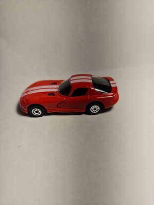 Maisto Viper Red With White Stripes Diecast Car Made In China