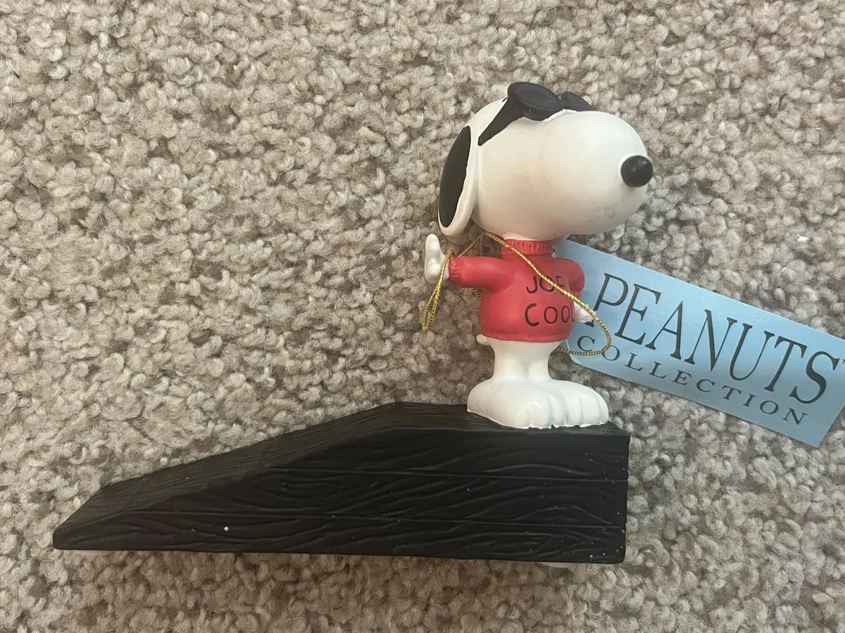 Westland Snoopy In Collectible Peanuts Figurines for sale | eBay