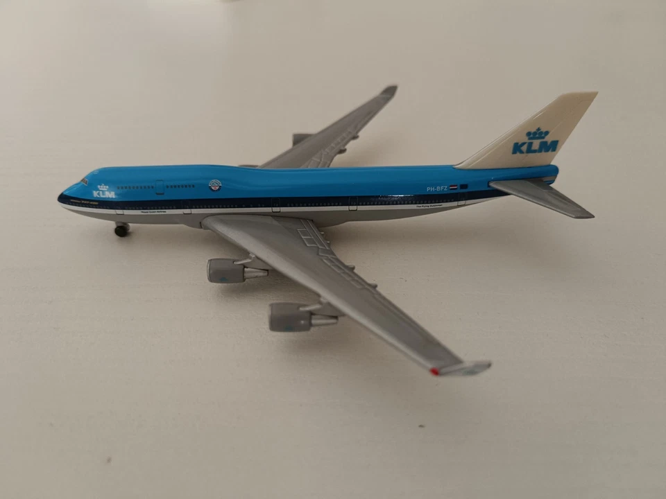 Modellino aereo Boeing 747-400 KLM - Herpa 1:500 - Immagine 4 di 4