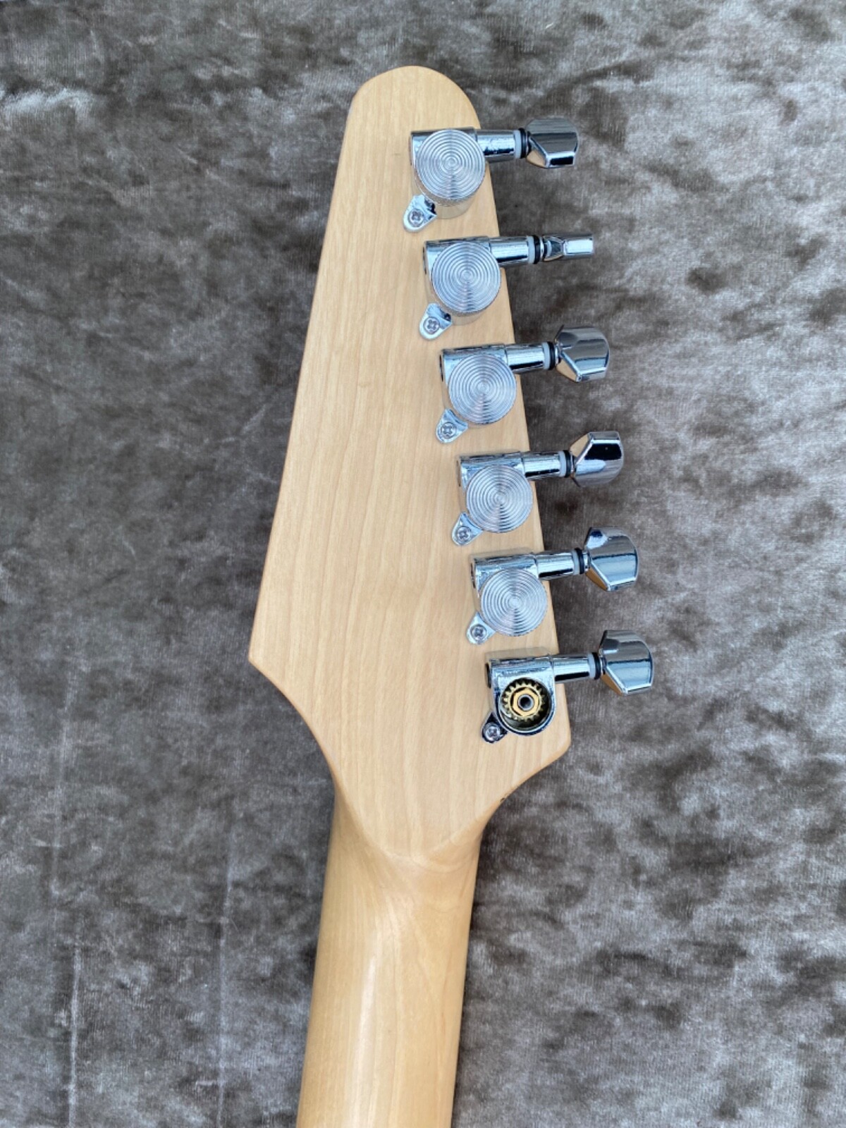 TearDrop Shape Electric Guitar nitro Road worn Killswitch eBay