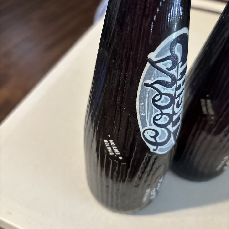 COORS LIGHT & COORS BANQUET Limited Edition Baseball Bat 18 OZ. Bottles