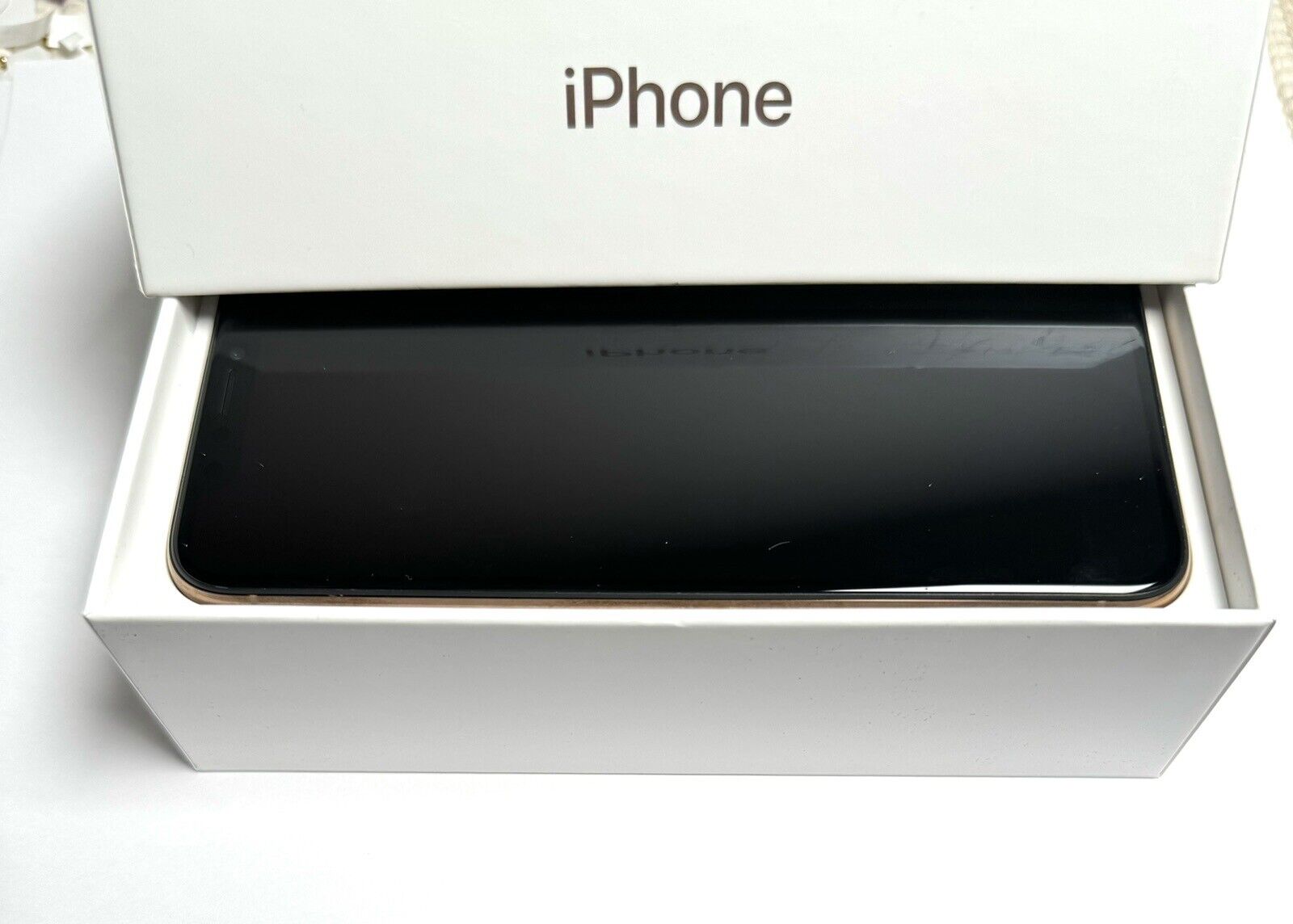 Apple iPhone XS - 64GB - Gold (Unlocked) A1920 (CDMA + GSM)
