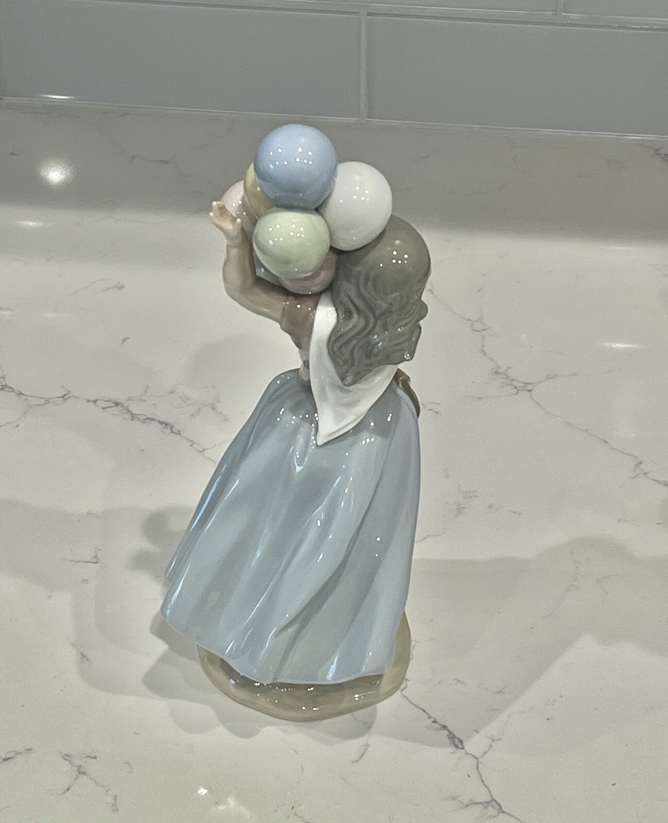 リヤドロ 5141 バルーンセラー 置物 LLADRO 【公式通販】