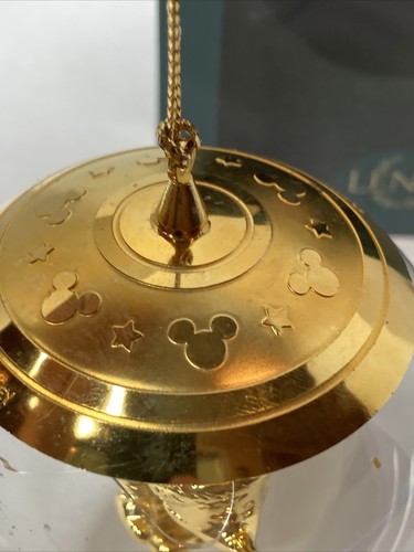 Lenox Disney Mickey & Co Gold Mickey Mouse on Skis Clear Ball Christmas Ornament - Picture 10 of 12