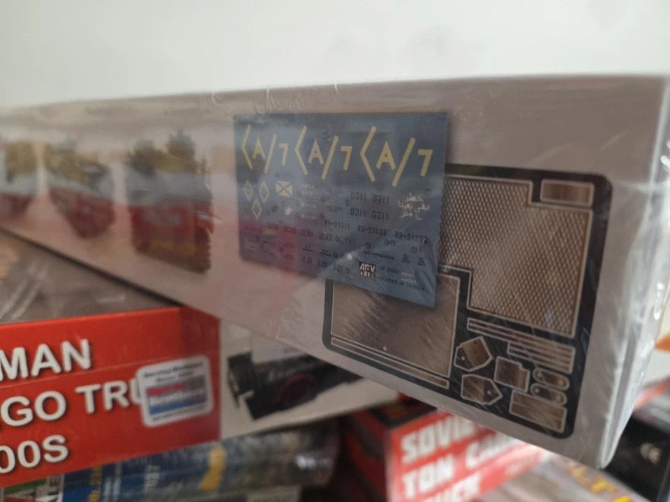 AFV Club 1/35 Scale USMC/ROC AAVP-7A1 w/ EAAK & interior, ca.1989-present Kit Foto 4 de 4