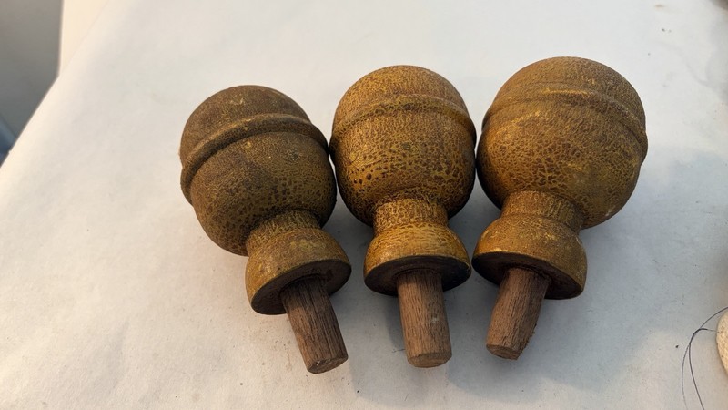 ANTIQUE VINTAGE LARGE 3" ACORN SHAPE WOOD FINIAL